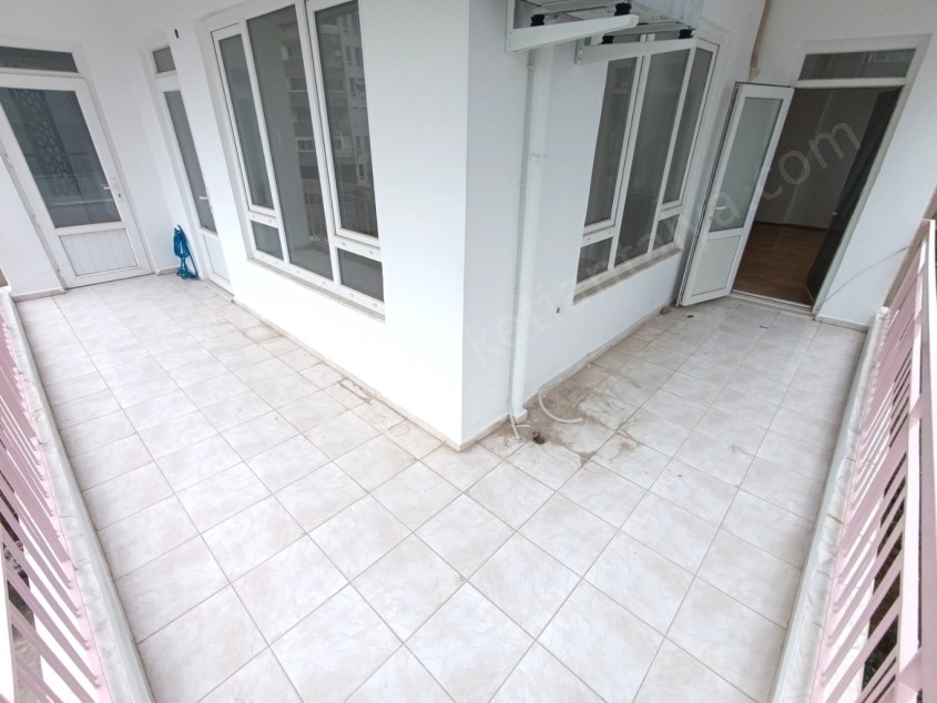 FENER DE HER YERE YAKIN KONUMDA 3+1 KİRALIK DAİRE