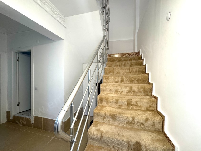 DENİZE YÜRÜME MESAFESİ KOMBİLİ ÇİFT BANYOLU 3+1