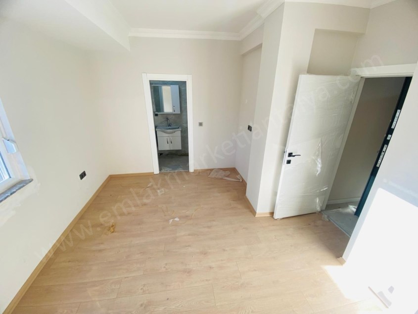 GÜNEY CEPHE EBEVEYN BANYOLU KATTA FIRSAT 2+1