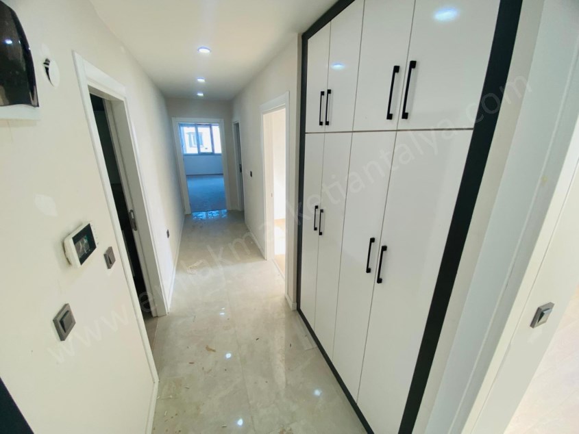 GÜNEY CEPHE EBEVEYN BANYOLU KATTA FIRSAT 2+1