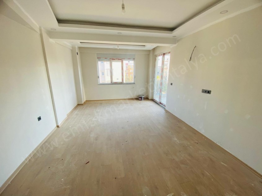 GÜNEY CEPHE EBEVEYN BANYOLU KATTA FIRSAT 2+1