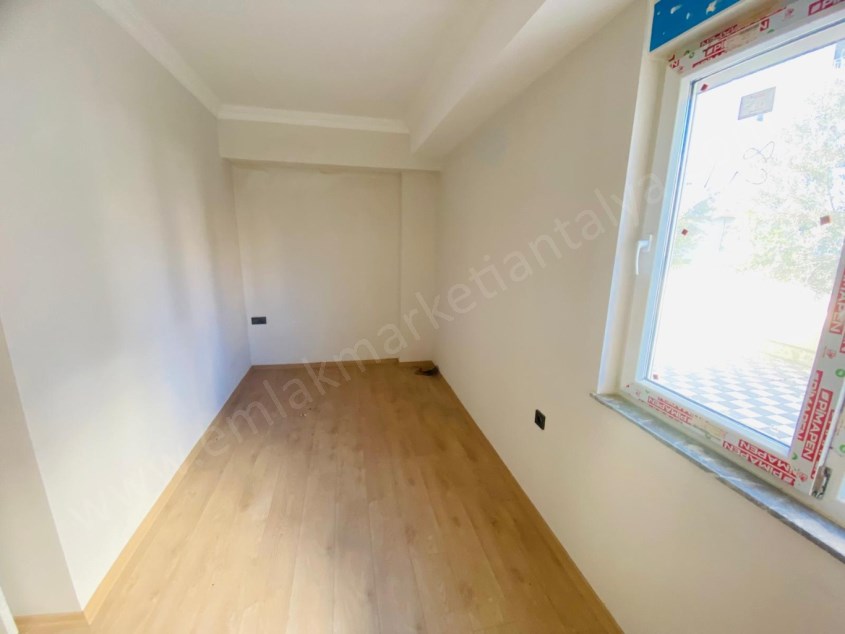 GÜNEY CEPHE KEYİFLİ AYRI MUTFAKLI 2+1