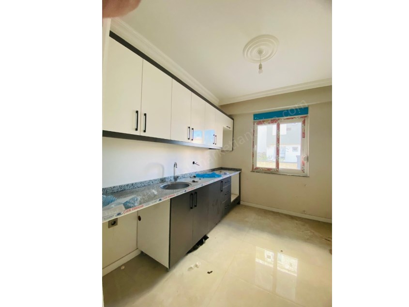 GÜNEY CEPHE KEYİFLİ AYRI MUTFAKLI 2+1