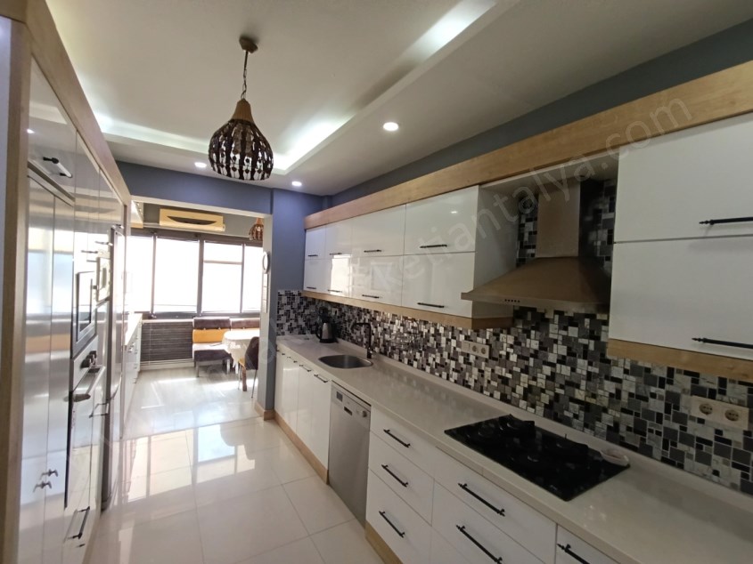 DOĞA MANZARALI EŞYALI HAVUZLU MASRAFSIZ 3+1 KİRALIK DAİRE