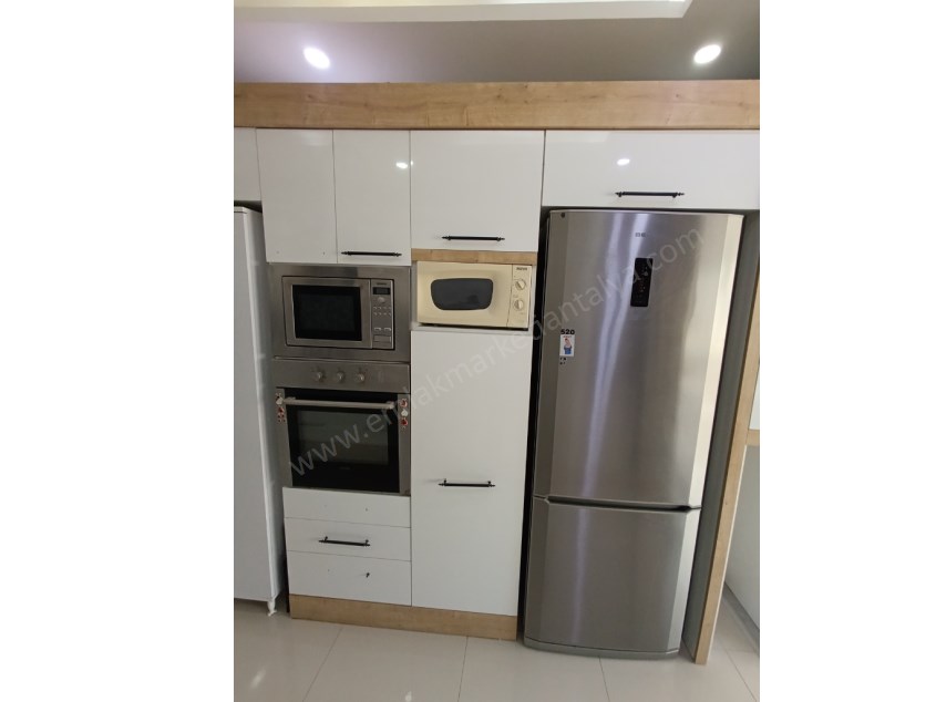 DOĞA MANZARALI EŞYALI HAVUZLU MASRAFSIZ 3+1 KİRALIK DAİRE