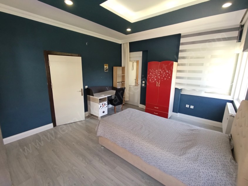 DOĞA MANZARALI EŞYALI HAVUZLU MASRAFSIZ 3+1 KİRALIK DAİRE