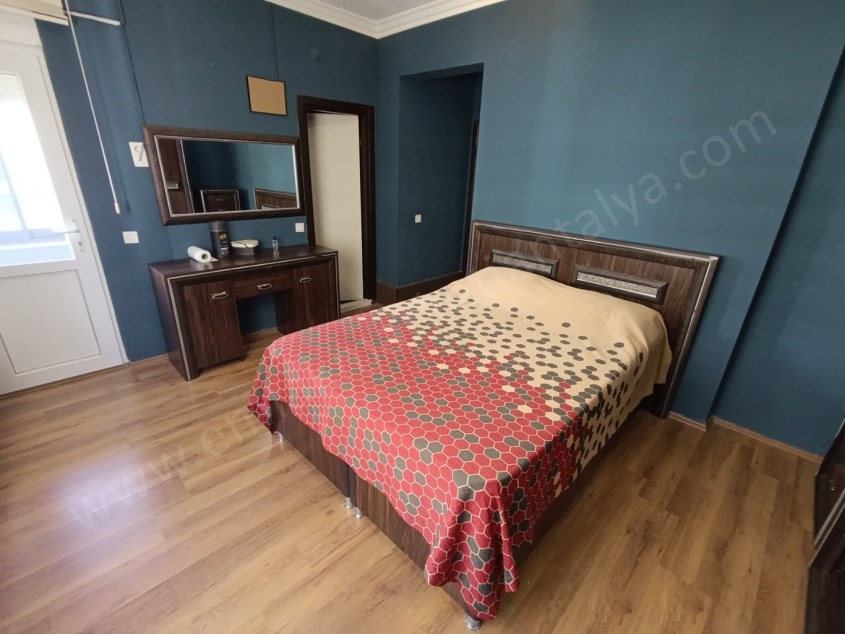 DOĞA MANZARALI EŞYALI HAVUZLU MASRAFSIZ 3+1 KİRALIK DAİRE