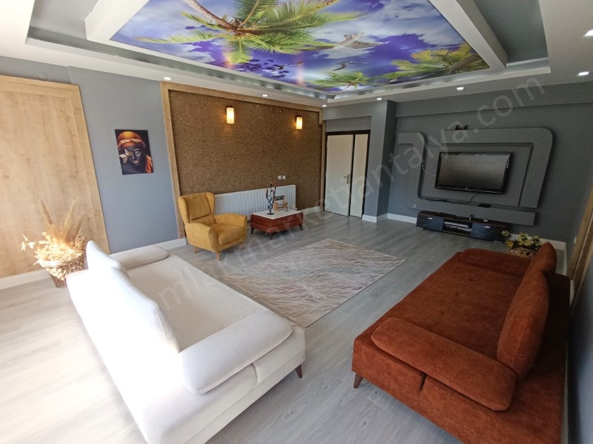 DOĞA MANZARALI EŞYALI HAVUZLU MASRAFSIZ 3+1 KİRALIK DAİRE