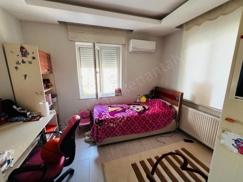 İÇİ FULL YAPILI AYRI MUTFAKLI KOMBİLİ SİTE İÇİ GENİŞ 3+1