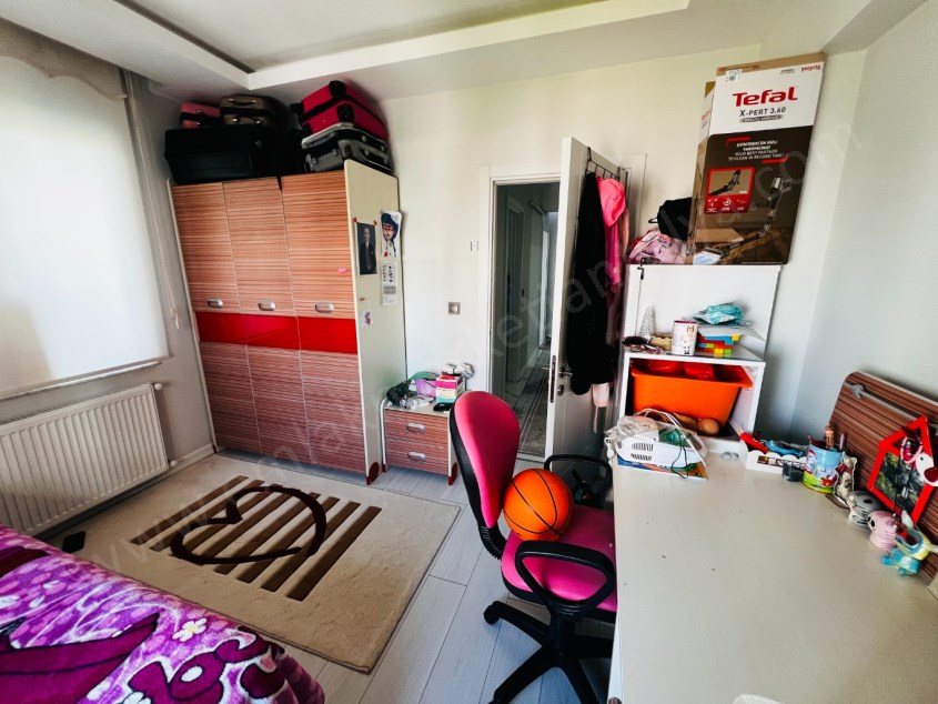 İÇİ FULL YAPILI AYRI MUTFAKLI KOMBİLİ SİTE İÇİ GENİŞ 3+1