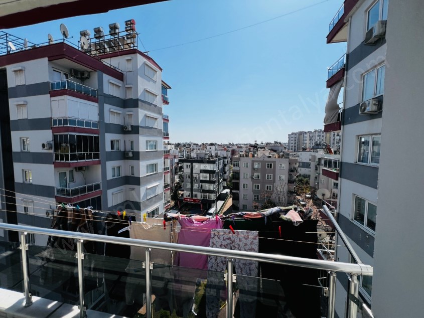 İÇİ FULL YAPILI AYRI MUTFAKLI KOMBİLİ SİTE İÇİ GENİŞ 3+1