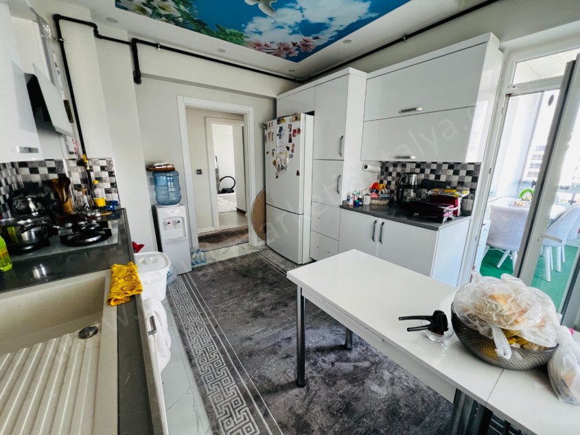 İÇİ FULL YAPILI AYRI MUTFAKLI KOMBİLİ SİTE İÇİ GENİŞ 3+1