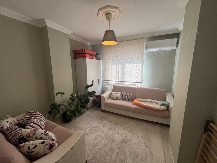 DOĞALGAZLI KOMBİLİ MASRAFSIZ TEMİZ ASANSÖRLÜ DUBLEKS 