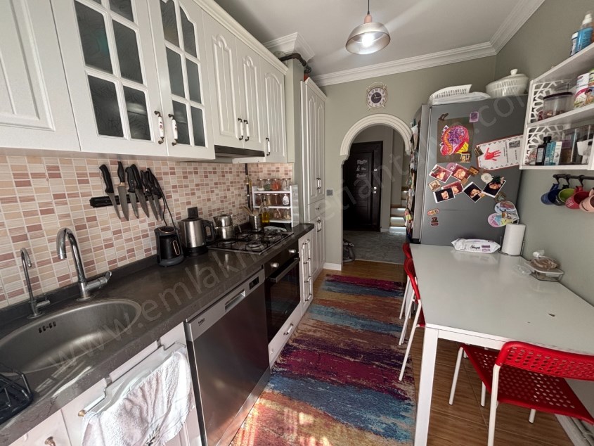 DOĞALGAZLI KOMBİLİ MASRAFSIZ TEMİZ ASANSÖRLÜ DUBLEKS 