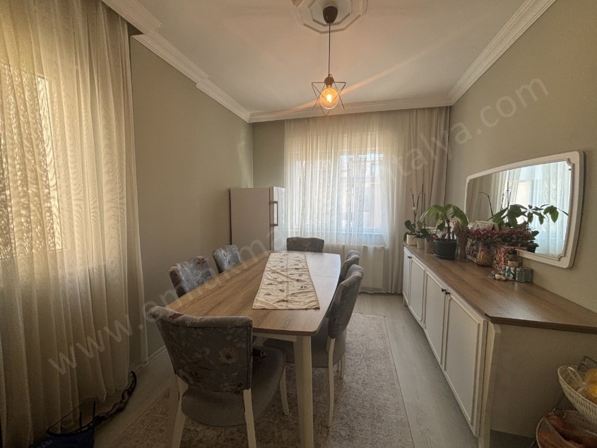 DOĞALGAZLI KOMBİLİ MASRAFSIZ TEMİZ ASANSÖRLÜ DUBLEKS 