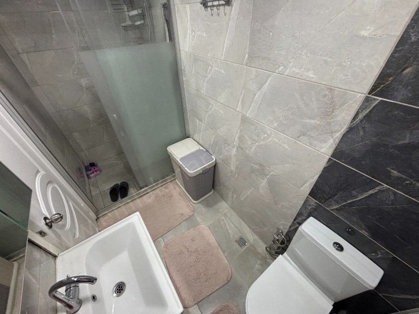 KIZILTOPRAKTA ASANSÖRLÜ KAPALI TERASLI 3+1 DUBLEKS