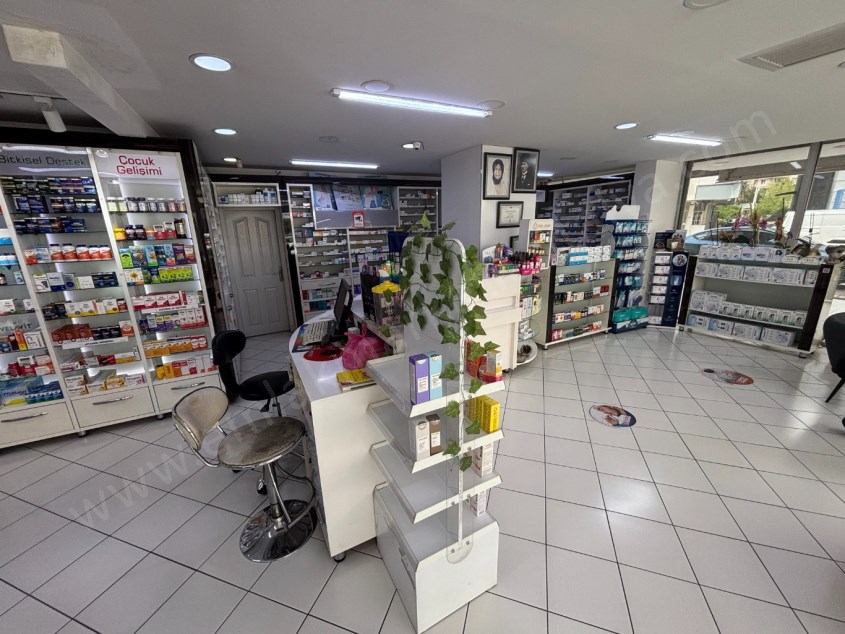 BURHANETTİN ONAT CADDE ÜZERİ MEYDAN KAVŞAĞI YAKINI DÜKKAN