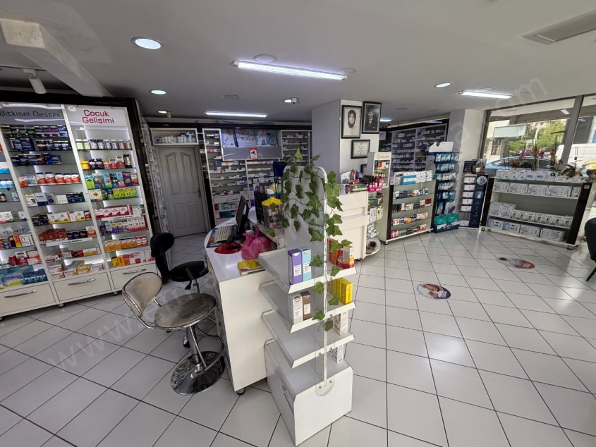BURHANETTİN ONAT CADDE ÜZERİ MEYDAN KAVŞAĞI YAKINI DÜKKAN