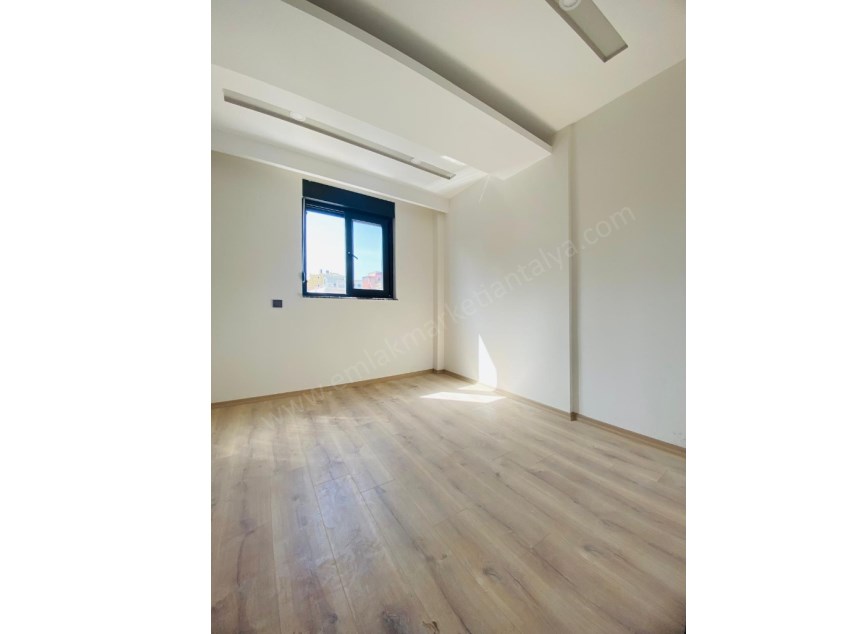 KÖŞEBAŞI D.GAZ KOMBİLİ GÜNEY VE DOĞU CEPHE ASANSÖRLÜ SIFIR 2+1