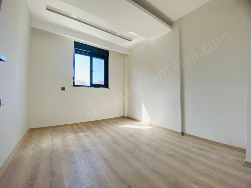 KÖŞEBAŞI D.GAZ KOMBİLİ GÜNEY VE DOĞU CEPHE ASANSÖRLÜ SIFIR 2+1