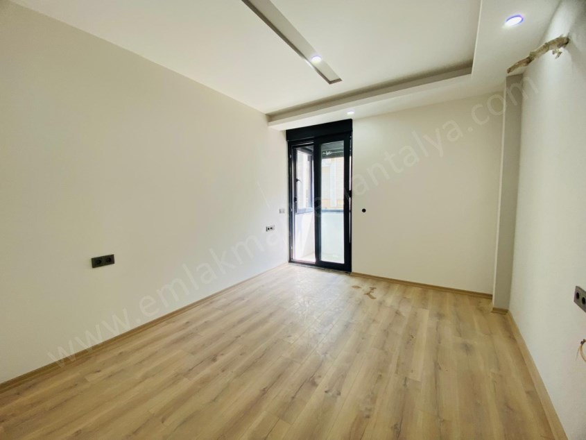 KÖŞEBAŞI D.GAZ KOMBİLİ GÜNEY VE DOĞU CEPHE ASANSÖRLÜ SIFIR 2+1