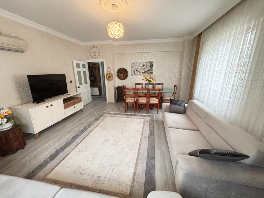 SERVİS GÜZERGAHI YAKINI DOĞALGAZLI KOMBİLİ KATTA TEK DAİRE