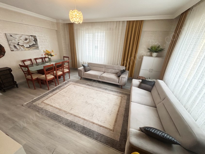 SERVİS GÜZERGAHI YAKINI DOĞALGAZLI KOMBİLİ KATTA TEK DAİRE