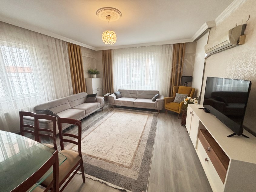 SERVİS GÜZERGAHI YAKINI DOĞALGAZLI KOMBİLİ KATTA TEK DAİRE