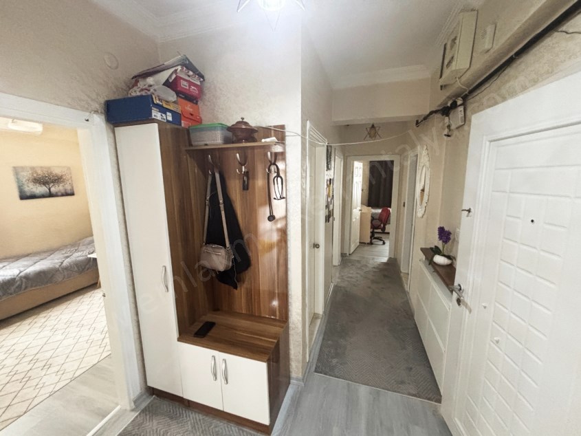 SERVİS GÜZERGAHI YAKINI DOĞALGAZLI KOMBİLİ KATTA TEK DAİRE