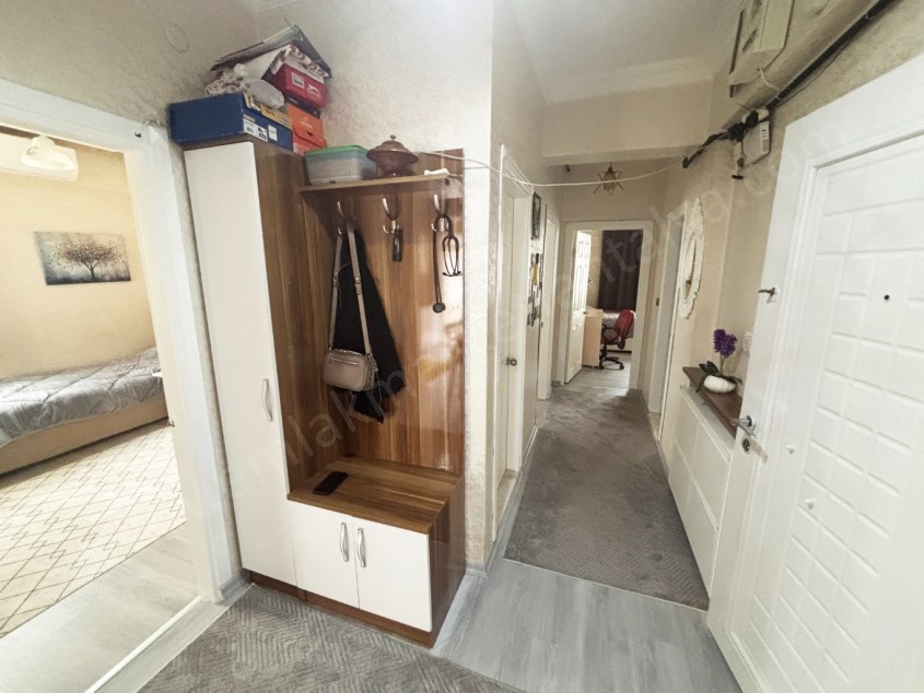 SERVİS GÜZERGAHI YAKINI DOĞALGAZLI KOMBİLİ KATTA TEK DAİRE