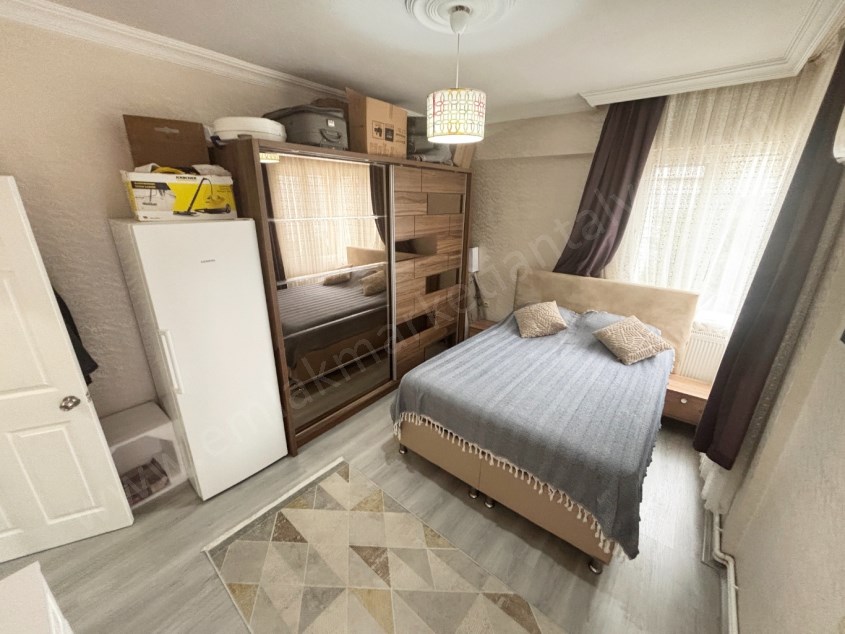 SERVİS GÜZERGAHI YAKINI DOĞALGAZLI KOMBİLİ KATTA TEK DAİRE