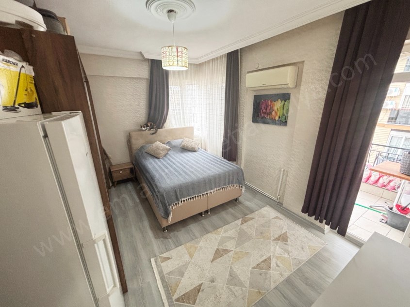 SERVİS GÜZERGAHI YAKINI DOĞALGAZLI KOMBİLİ KATTA TEK DAİRE