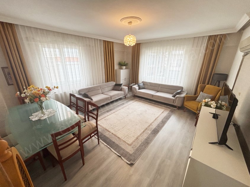 SERVİS GÜZERGAHI YAKINI DOĞALGAZLI KOMBİLİ KATTA TEK DAİRE