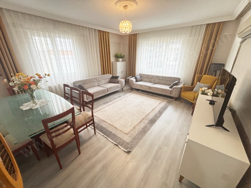 SERVİS GÜZERGAHI YAKINI DOĞALGAZLI KOMBİLİ KATTA TEK DAİRE