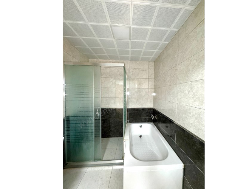 MURATPAŞA MAHALLESİNDE ASANSÖRLÜ EŞYALI GENİŞ 2+1 DAİRE