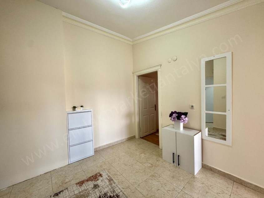 MURATPAŞA MAHALLESİNDE ASANSÖRLÜ EŞYALI GENİŞ 2+1 DAİRE