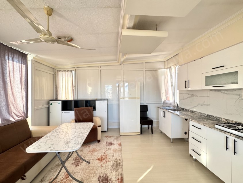 MURATPAŞA MAHALLESİNDE ASANSÖRLÜ EŞYALI GENİŞ 2+1 DAİRE