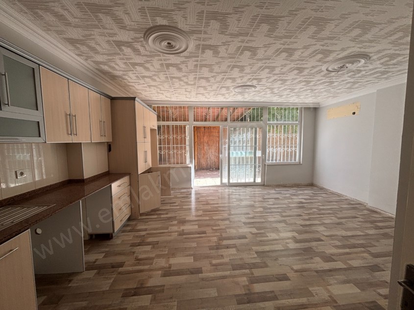 TERRACİTY ARKASI BAHÇE KULLANIMLI 2+1 