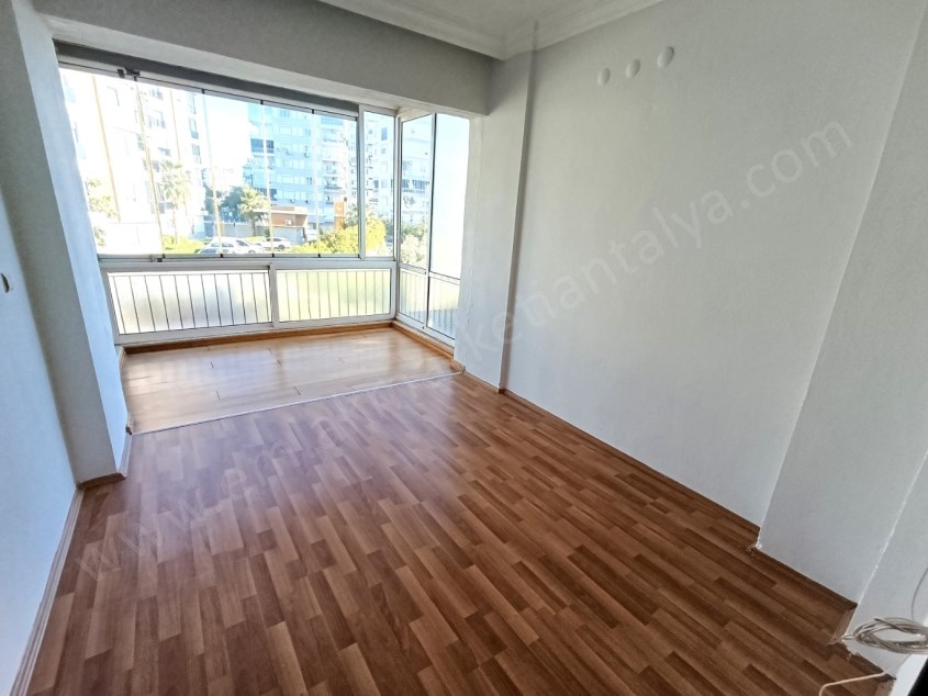 3+1 DAİRE GENİŞLİĞİNDE, ARSA PAYI YÜKSEK 2+1 SATILIK DAİRE