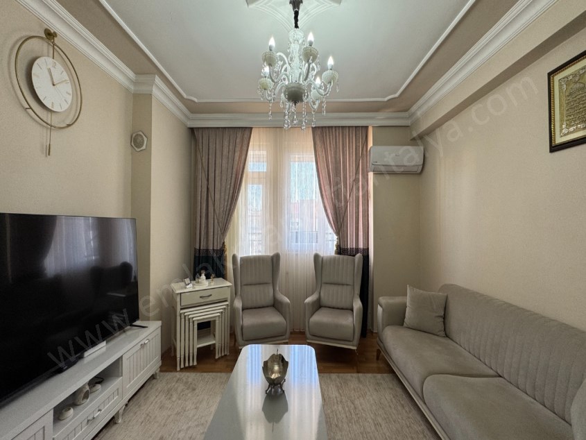 DUTLUBAHÇEDE PARK CEPHELİ HER ŞEYİ AYRI MASRAFSIZ FIRSAT 2+1