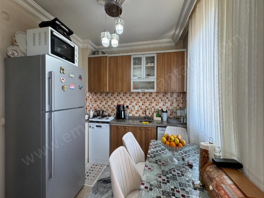 DUTLUBAHÇEDE PARK CEPHELİ HER ŞEYİ AYRI MASRAFSIZ FIRSAT 2+1