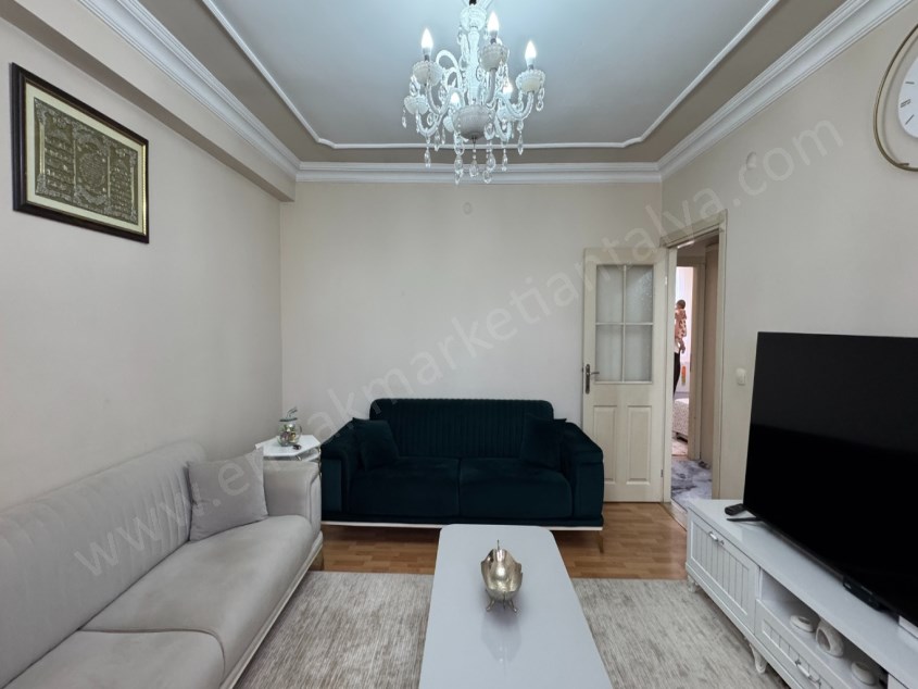 DUTLUBAHÇEDE PARK CEPHELİ HER ŞEYİ AYRI MASRAFSIZ FIRSAT 2+1