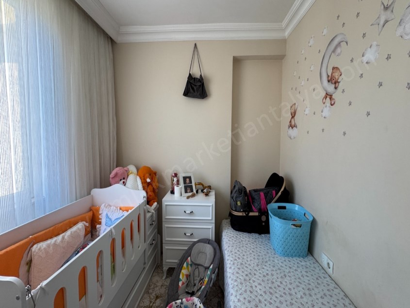 DUTLUBAHÇEDE PARK CEPHELİ HER ŞEYİ AYRI MASRAFSIZ FIRSAT 2+1