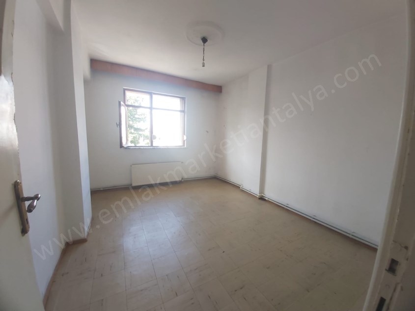 ZERDALİLİK MAHALLESİNDE KİRALIK 3+1 DAİRE
