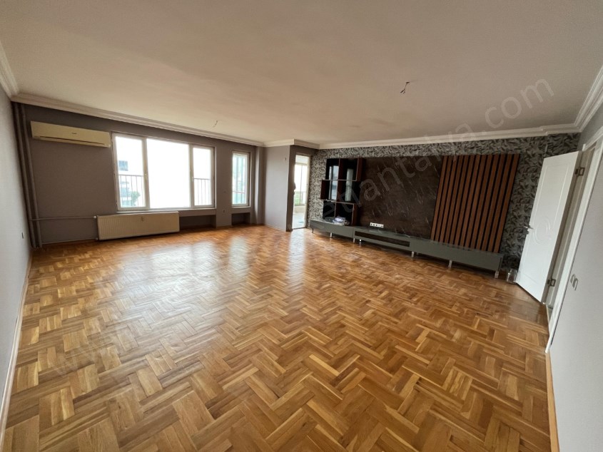 FULL DENİZ MANZARALI D.GAZLI KAPALI OTOPARKLI 170M² KİRALIK DAİRE