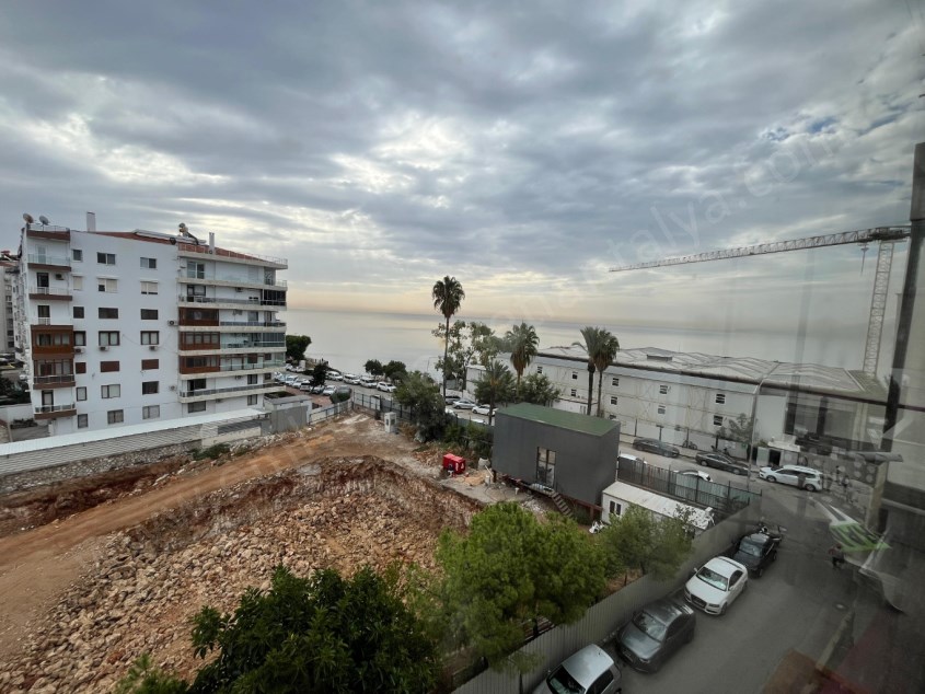 FULL DENİZ MANZARALI D.GAZLI KAPALI OTOPARKLI 170M² KİRALIK DAİRE