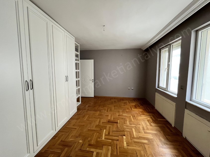 FULL DENİZ MANZARALI D.GAZLI KAPALI OTOPARKLI 170M² KİRALIK DAİRE