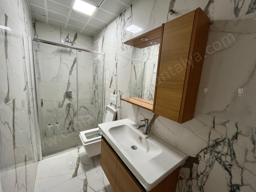 FULL DENİZ MANZARALI D.GAZLI KAPALI OTOPARKLI 170M² KİRALIK DAİRE