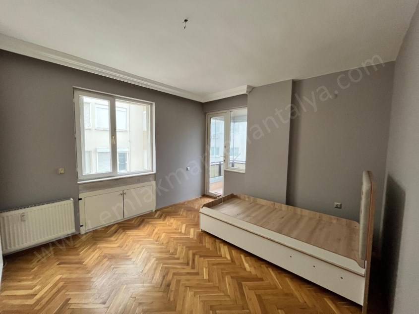 FULL DENİZ MANZARALI D.GAZLI KAPALI OTOPARKLI 170M² KİRALIK DAİRE