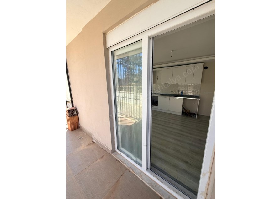 ÇEVRE YOLUNA YAKIN, GÜNEY CEPHE, MASRAFSIZ BAKIMLI DAİRE